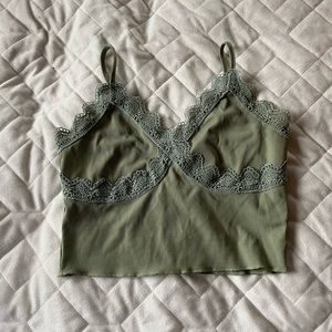 Green lace traced tank top